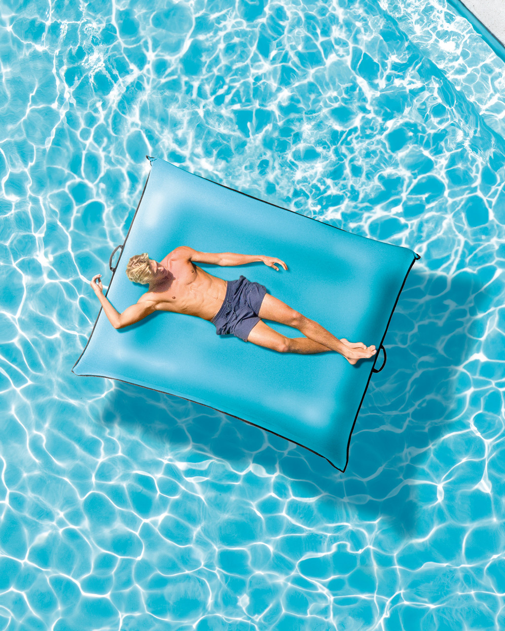 Luxe Inflatable Sport Lounge - Assorted 10 Luxe Inflatable Sport Lounge - Assorted