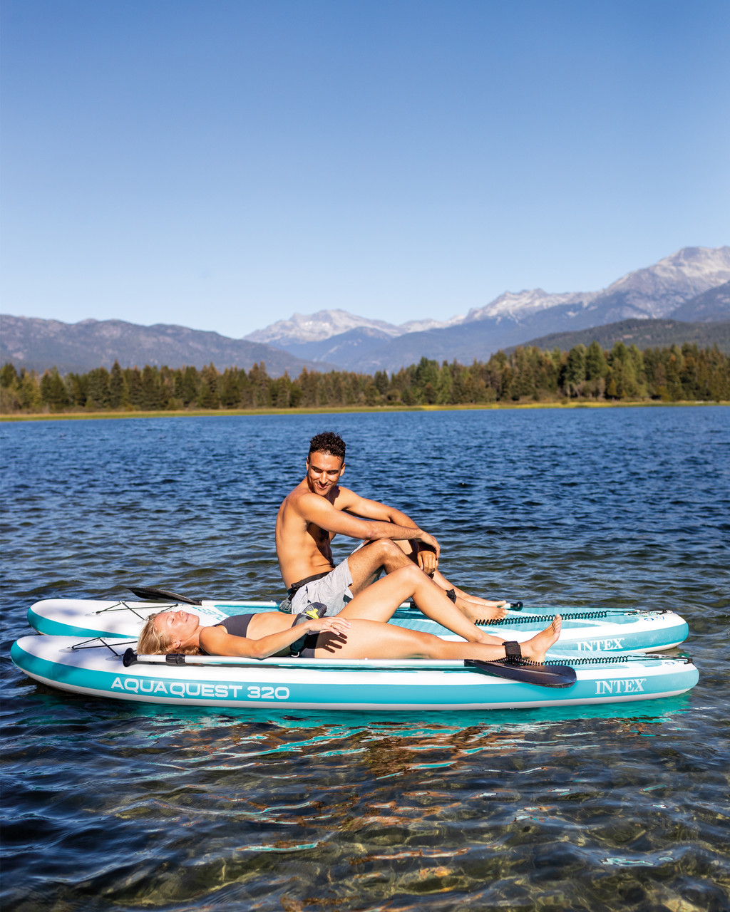 10' 6" AquaQuest® 320 Inflatable Paddle Board Package