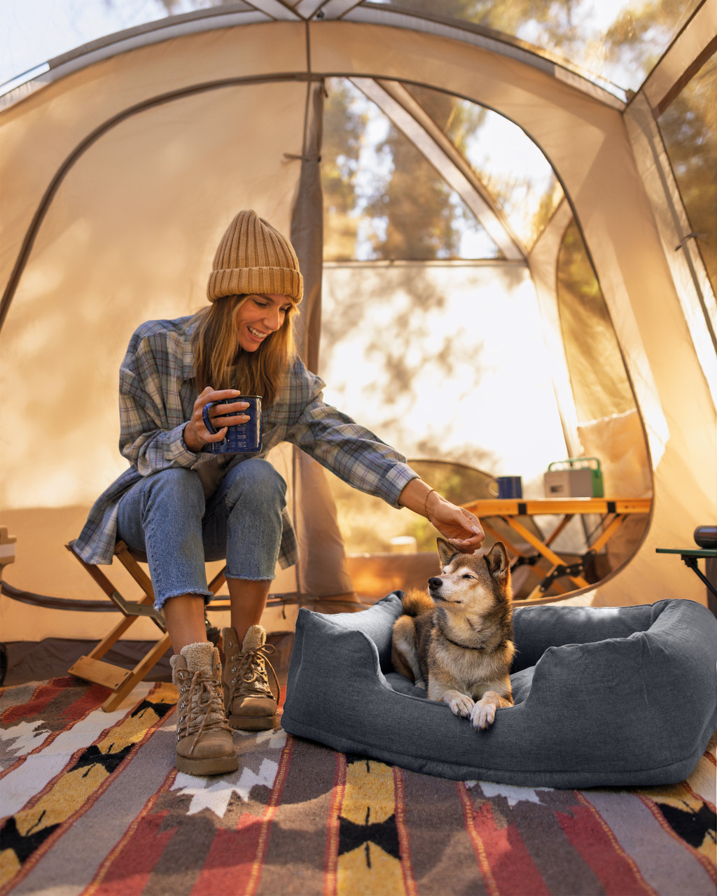 Inflatable Pet Bed With Hand Pump - Small 14 Inflatable Pet Bed With Hand Pump - Small