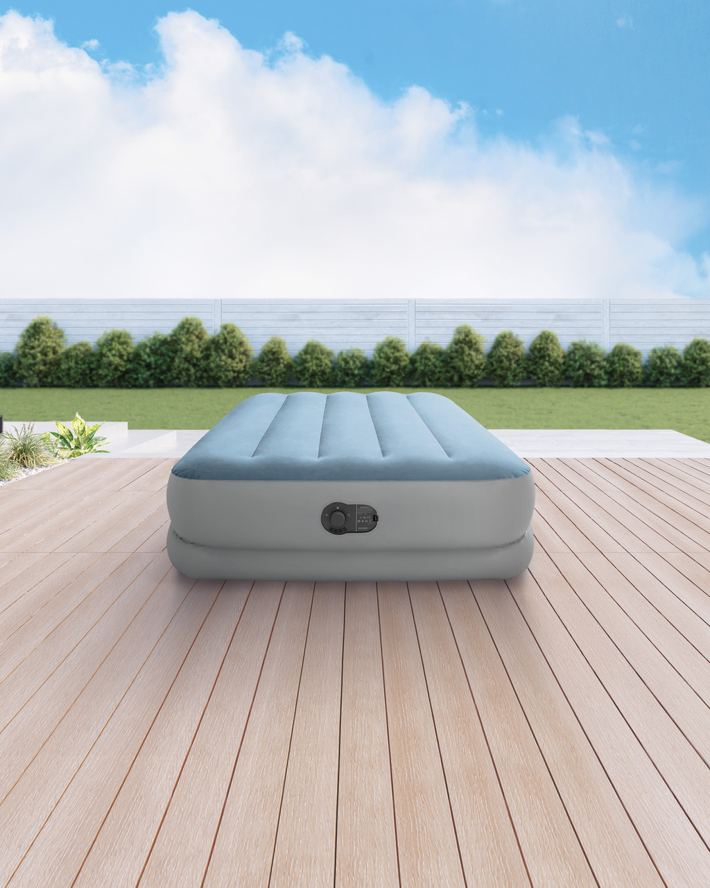 Dura-Beam® Plus Comfort 14" Twin Air Mattress w/ Built-In USB Pump