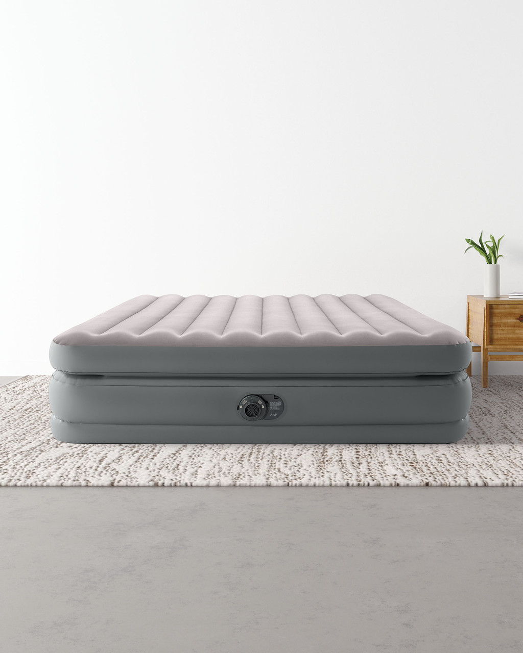 Dura-Beam® Plus Prime Comfort Air Mattress 20" Queen w/ Built-In Electric Pump