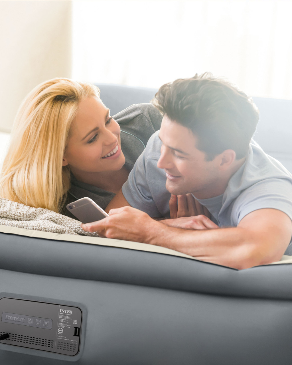 PremAire® II 18" Queen Air Mattress w/ Built-In Electric Pump